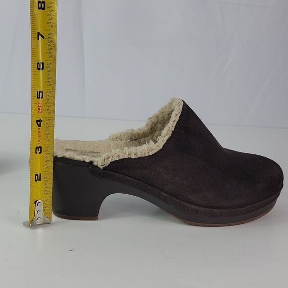 Crocs Sarah Brown Suede Leather Women's Clogs - Picture 15 of 15